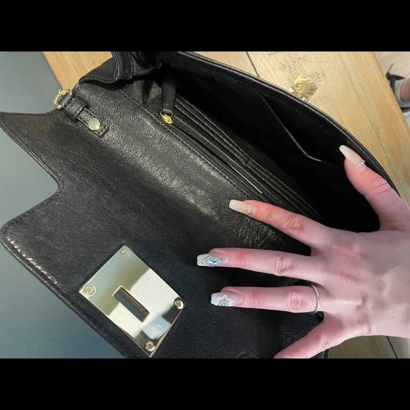 Authentic Michael Kors purse - Picture 2 of 2